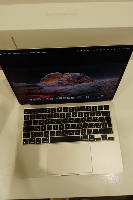 MacBook Air 13,6 M2