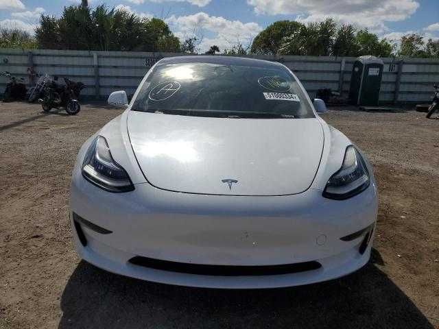 Tesla Model  3 2020