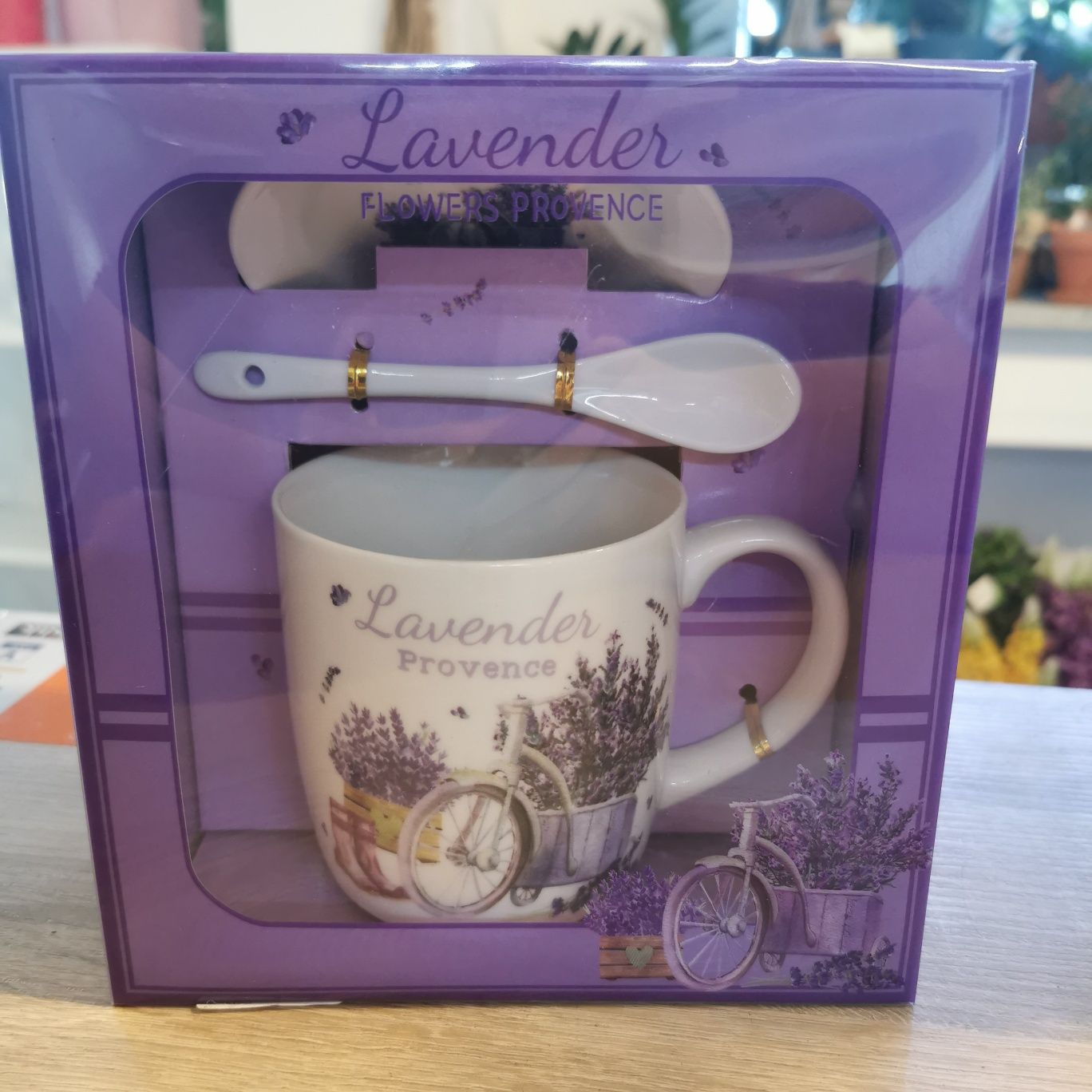 Zestaw ceramiczny kubek,łyżeczka,podstawka. nowe. Kwiaciarnia Tulipan