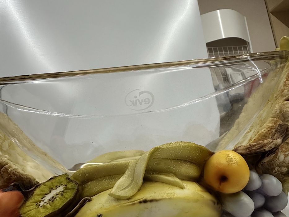 Цукерниця. Італія. Сevik.