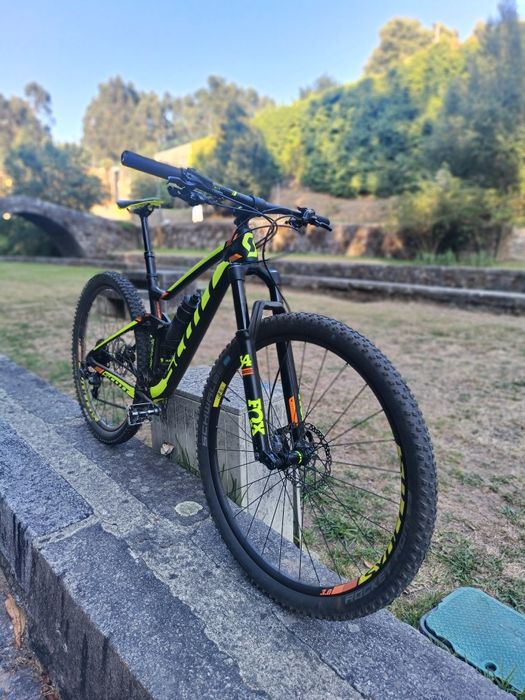 Bicicleta Scott Spark 930 suspensão total