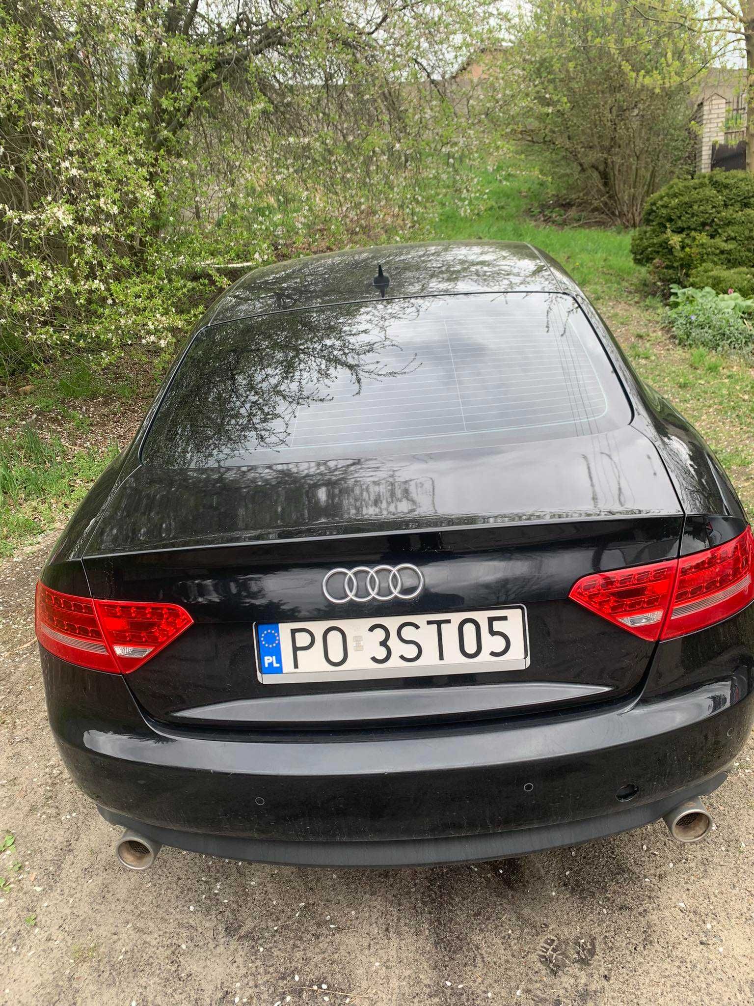 Samochód AUDI A5 COUPE