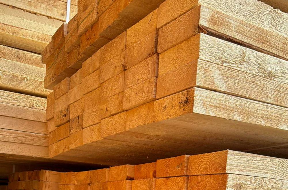 Брус та дошка обрізна сосна | Прямі поставки зі складу