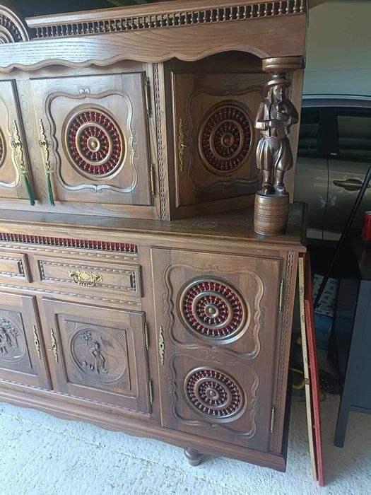 Ładny kredens komoda