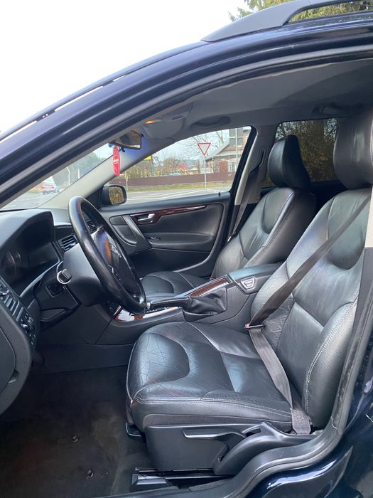 Volvo V70 2008 2.4 бенз акпп