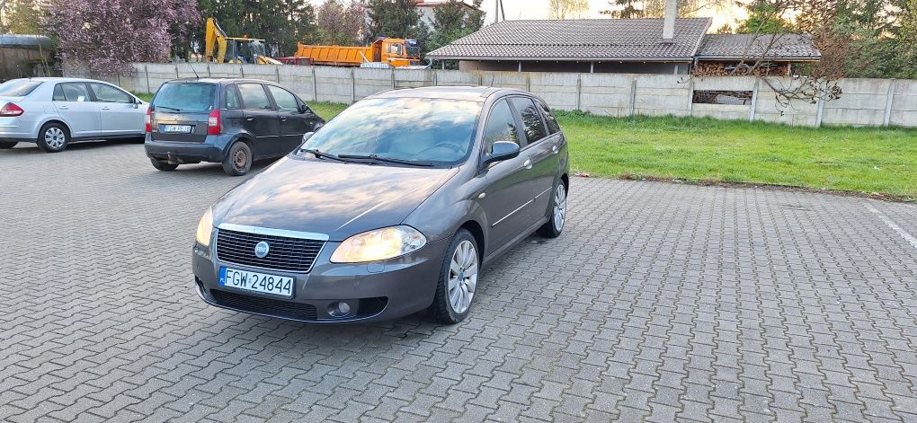 Fiat croma 2.4 bd wyposażenie