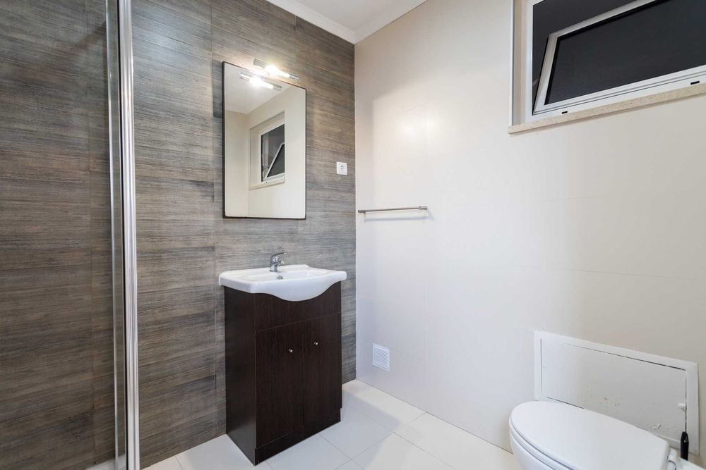 Arrenda-se apartamento T3 mobilado no Bairro Norton de Matos