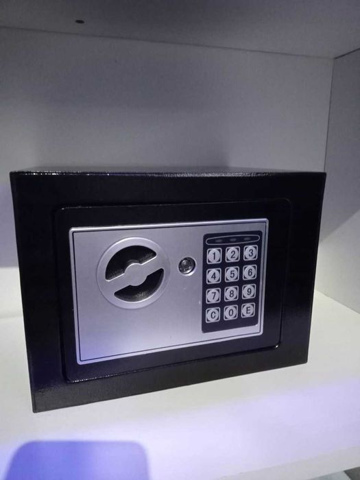 Sejf Domowy Cyfrowy Ścienny Kasa Pancerna Na Szyfr Zamek Elektroniczny