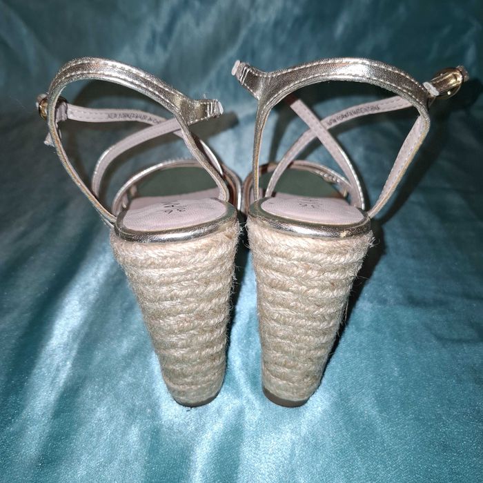 Buty damskie na koturnie, nowe, w stylu Boho roz. 36/37