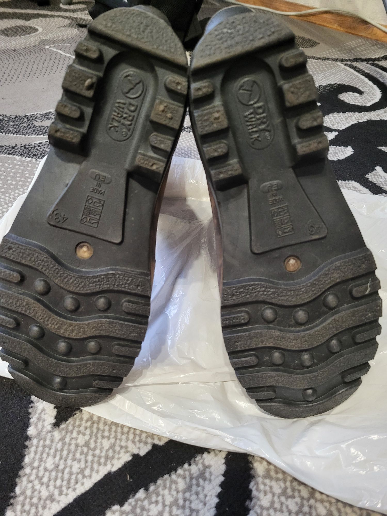 Продам мужские резиновые сапоги Dry Walk