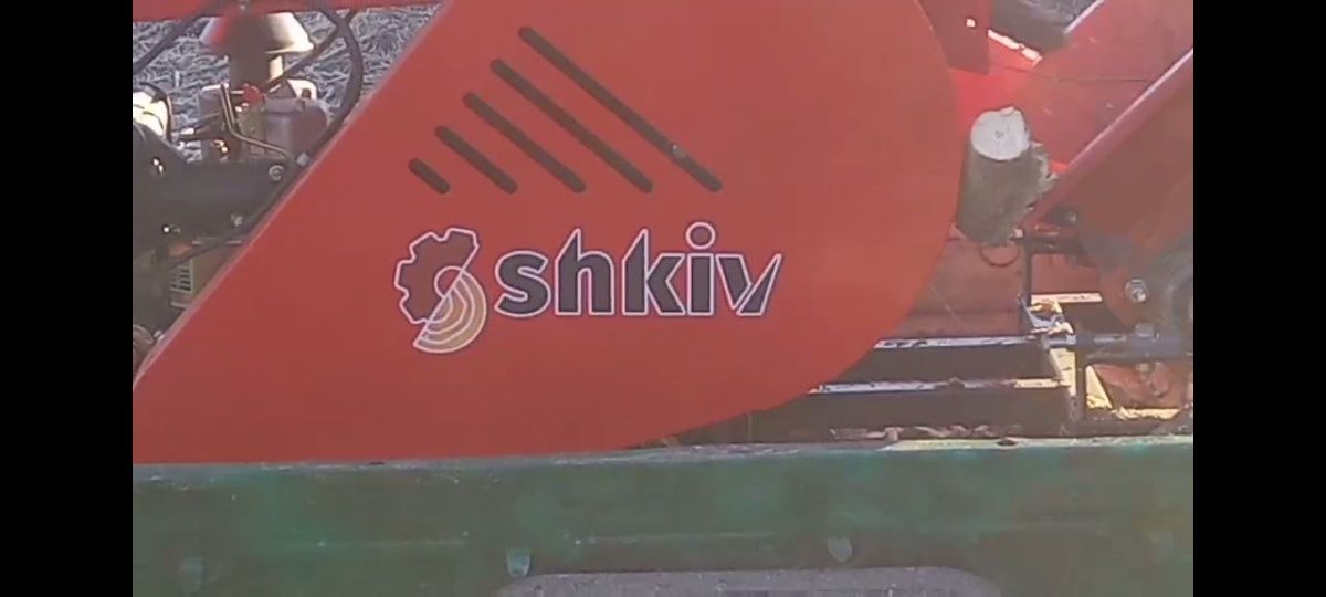 Подрібнювач гілок TN-130DК3L (Дизель 14 к.с) з конвейерною стрічкою 3м