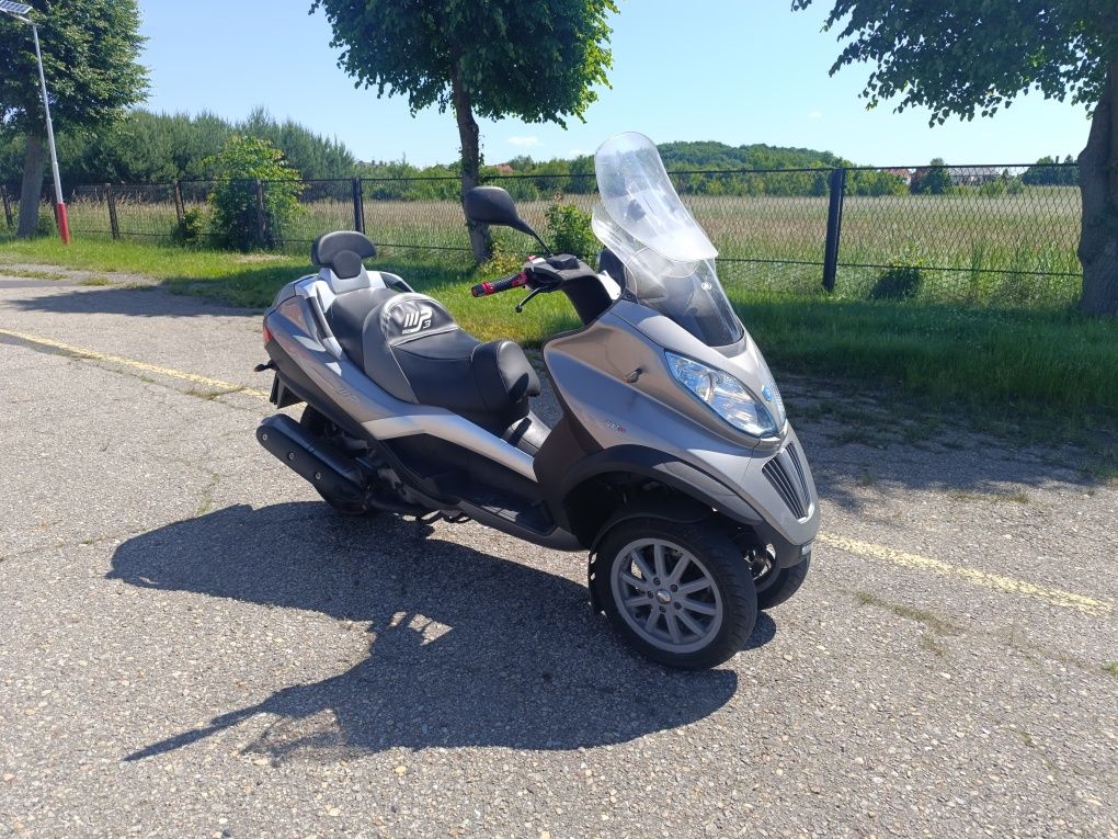 Piaggio MP 3. 400 cm3