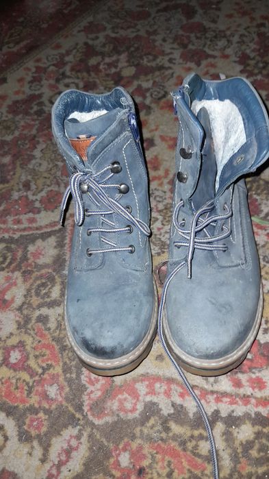 Одяг для дівчини 18-20лет