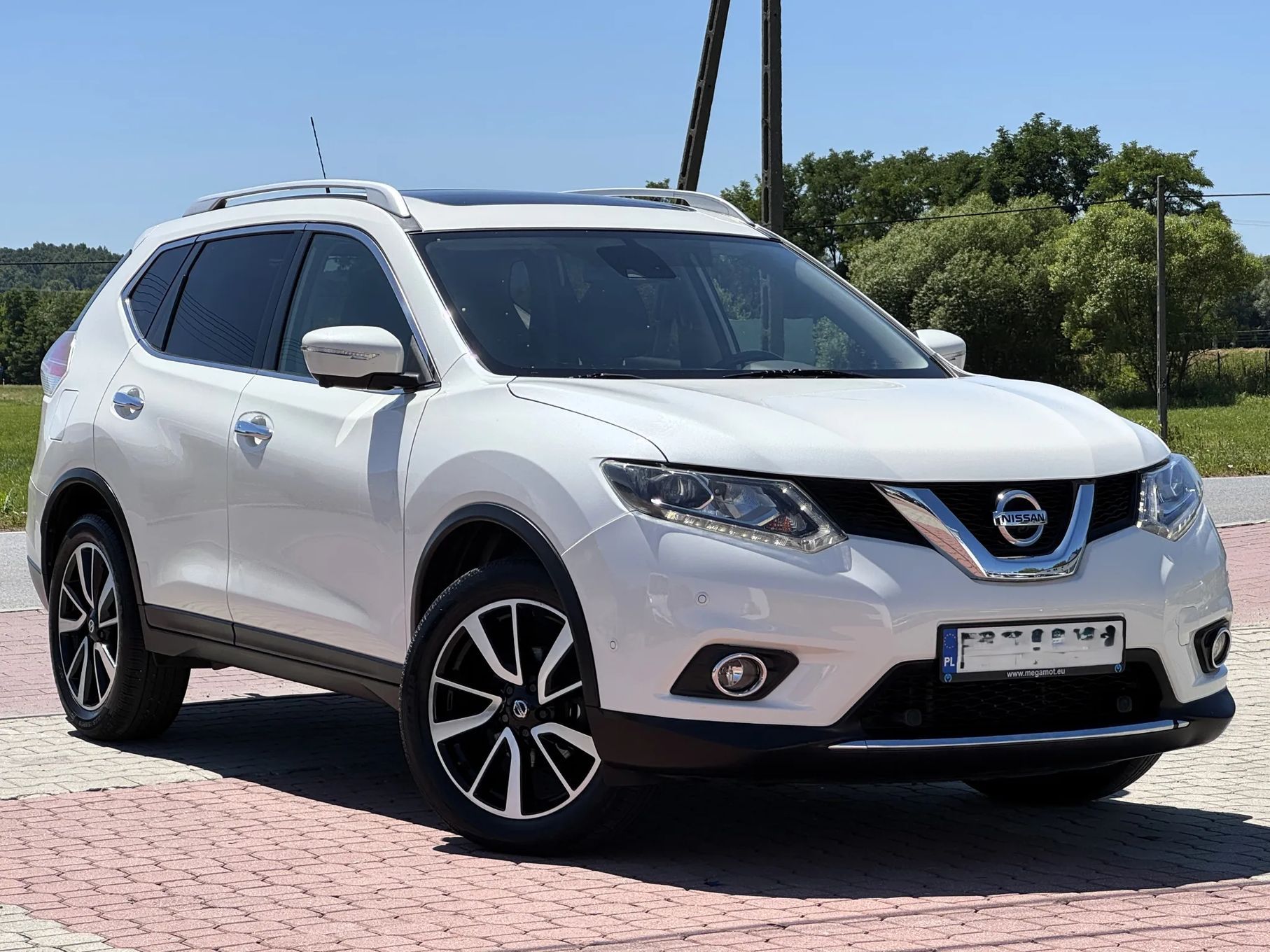 Nissan X-Trail Bogata wersja w super stanie Zarejestrowany GWARANCJA