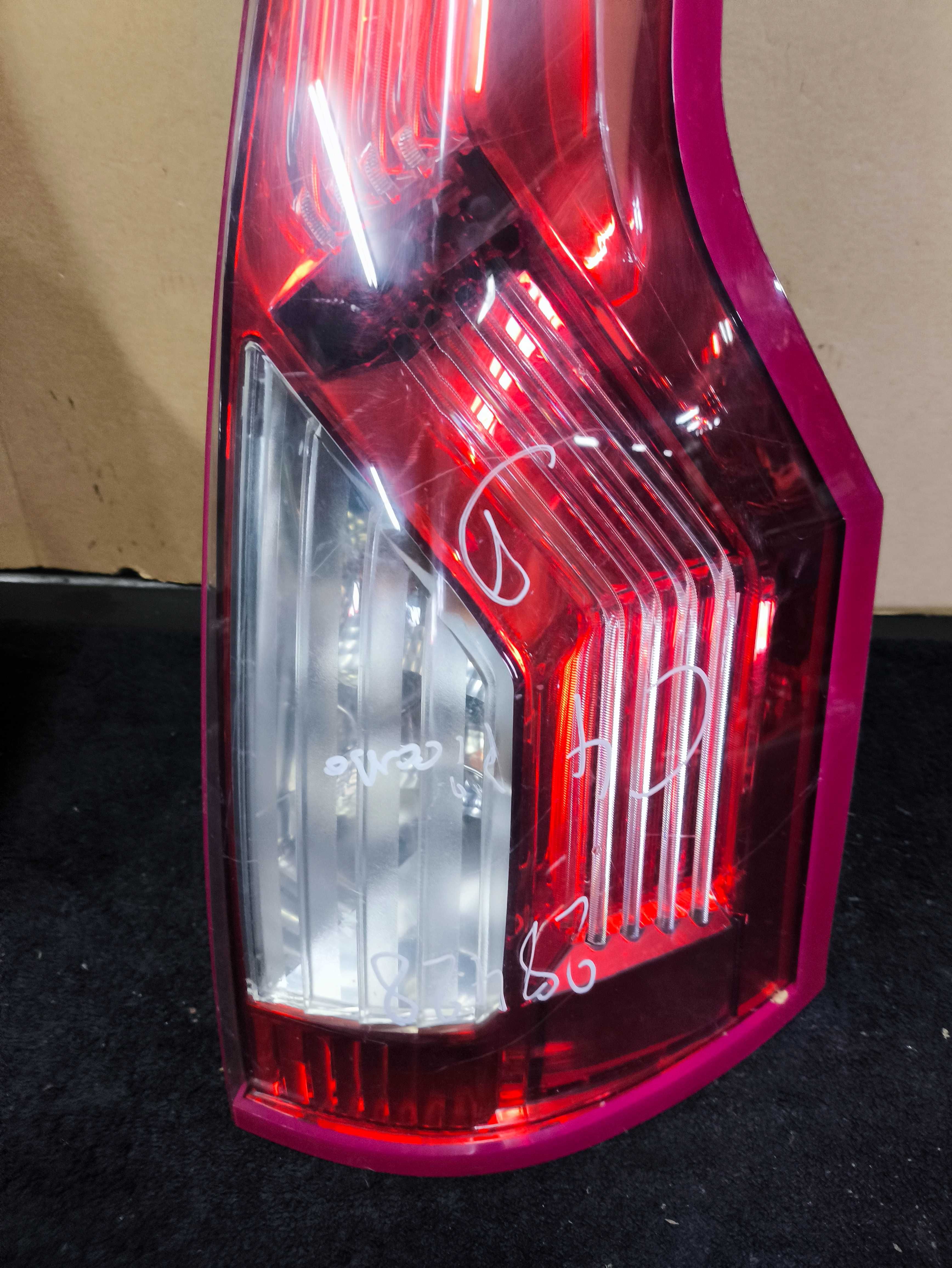 Lampa tylna prawa Citroen C4 Grand Picasso Siedlce