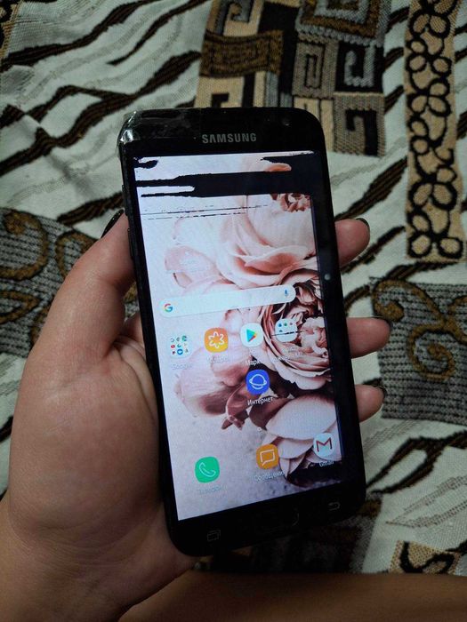 Продам Samsung SM-J530 FM