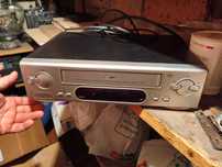 Magnetowid VHS LG LV-270