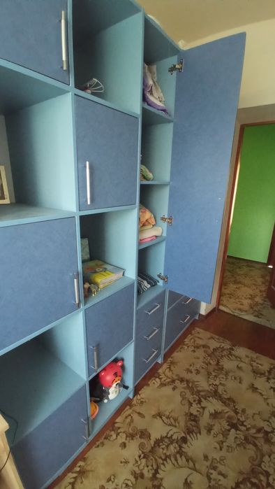 Дитяча стінка з ліжком