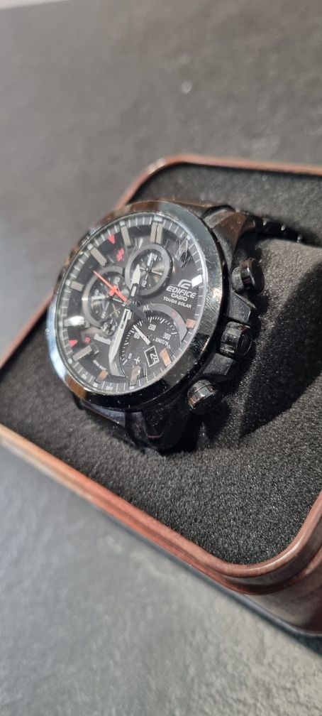 Zegarek Casio EQB-500