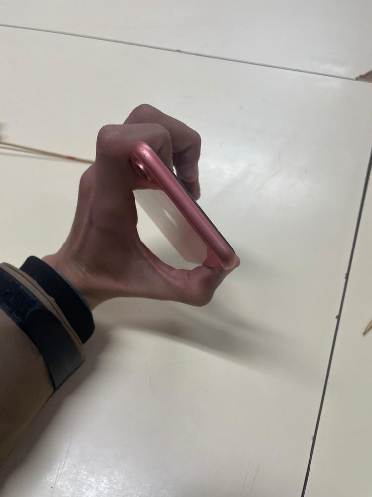 troco iPhoneXr troco por outro timpo de telemovel