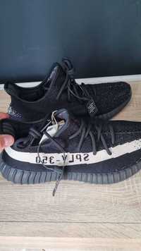 Yeezy 350v2 OREO