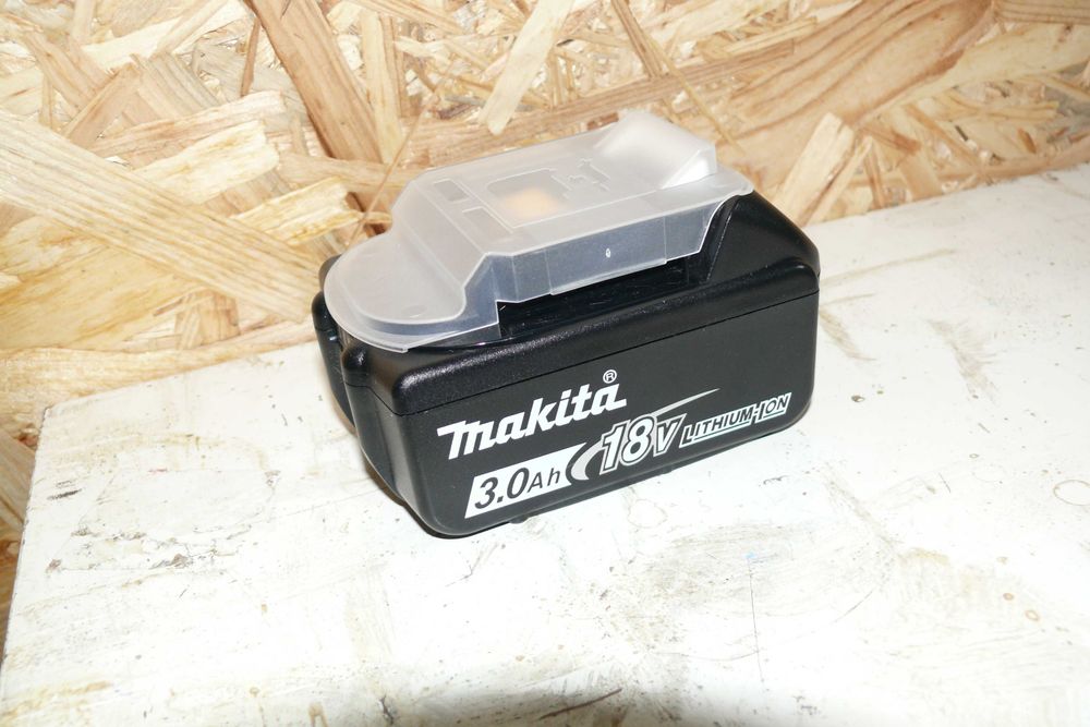 Bateria de íon de lítio  Makita.