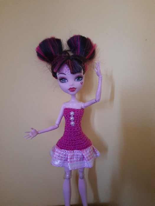 Ubranka dla Monster High