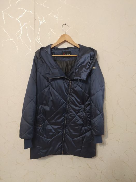 Куртка женская демисезонная.