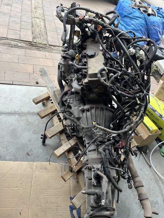 Silnik 3.0 toyota kompletny ze skrzynia manual