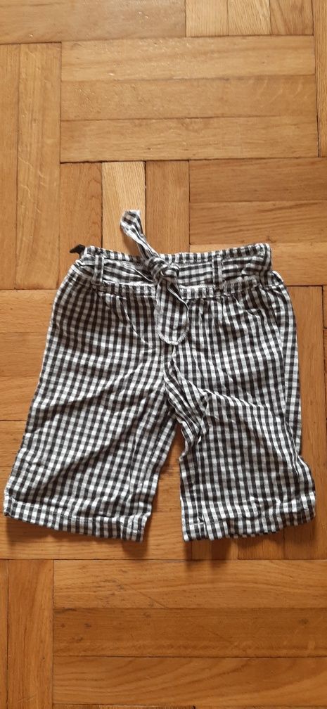 Spodenki/spodnie dla dziewczynki, rozmiar 80-86cm.