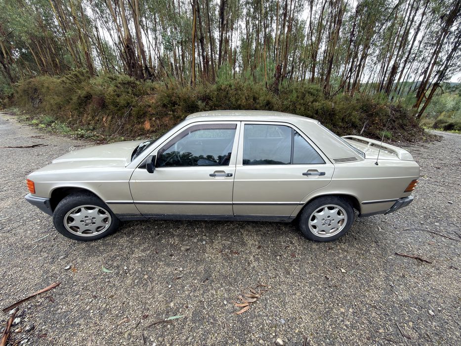 Mercedes 190D 2.5