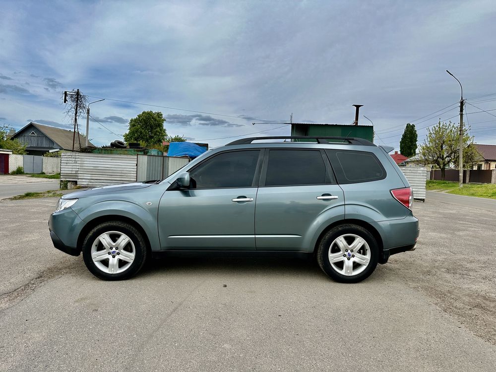 Subaru Forester SH (3) 2.5, автомат, гарний стан, топова комплектація