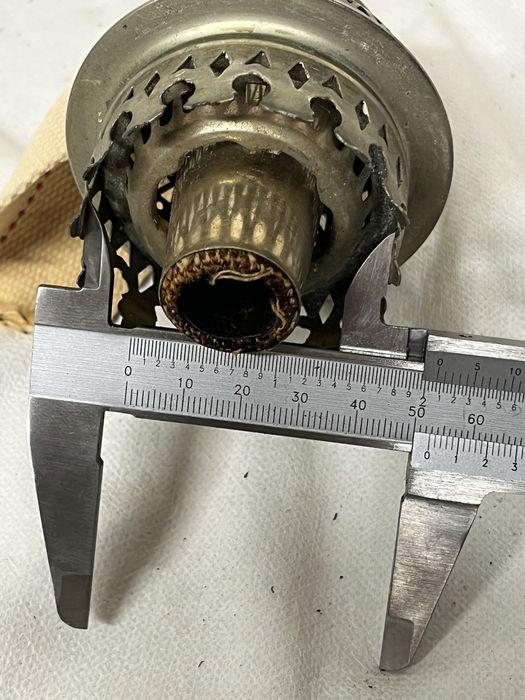 Brener palnik do lampy naftowej z knotem – średnica gwintu ok. 39 mm