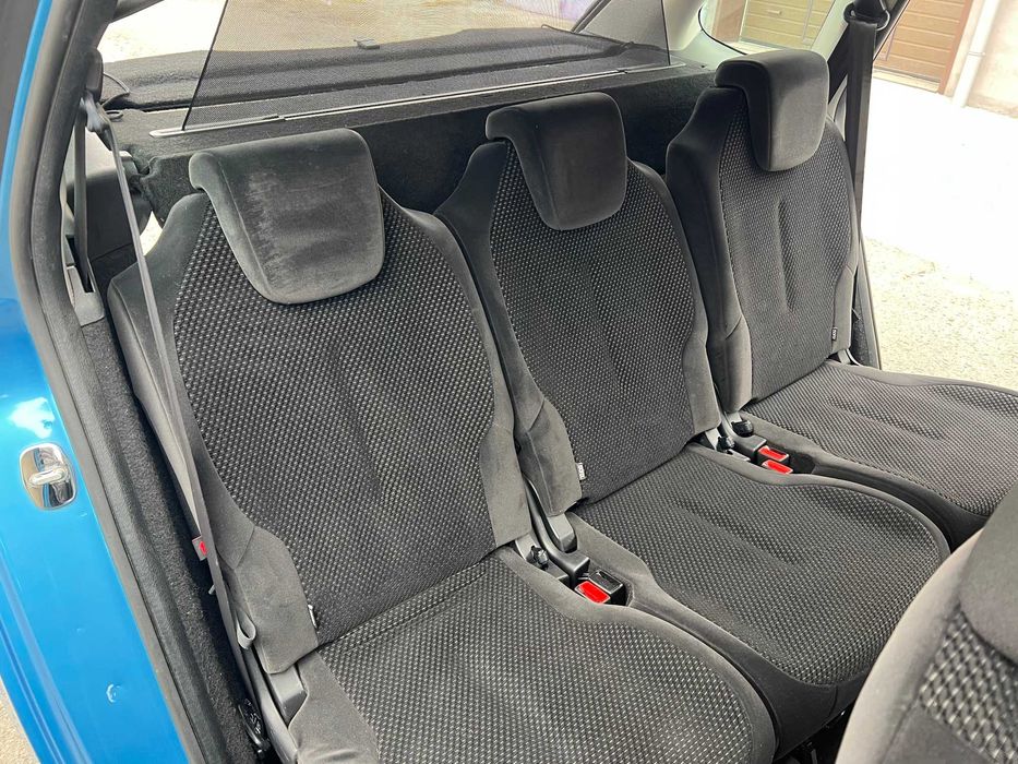 Citroen C4 Picasso 2008 I покоління (FL) • 2.0 AT (143 к.с.) • Urban