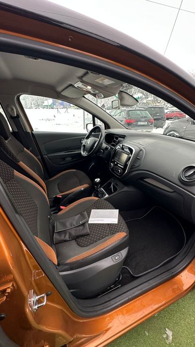 Renault Captur 1.2  benzyna  HELLY HANSEN