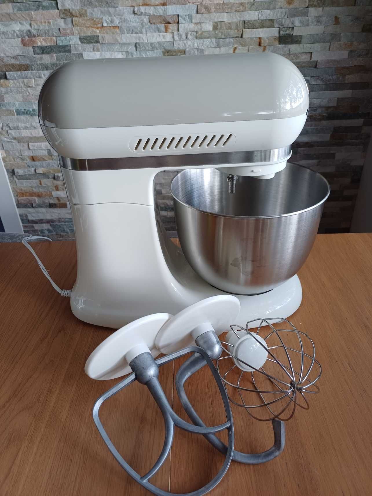 Robot kuchenny planetarny ARIETE Vintage 1588/03 2400W