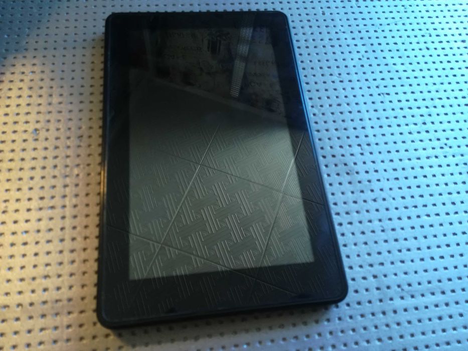 Планшет Kindle Amazon D01400 Не працює. ціна як за акумулятор