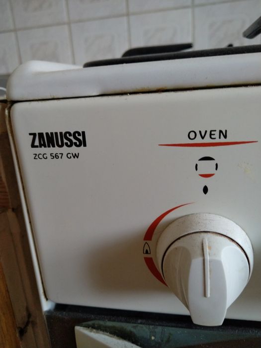 Kuchenka gazowa ZANUSSI ZCC 567 GW