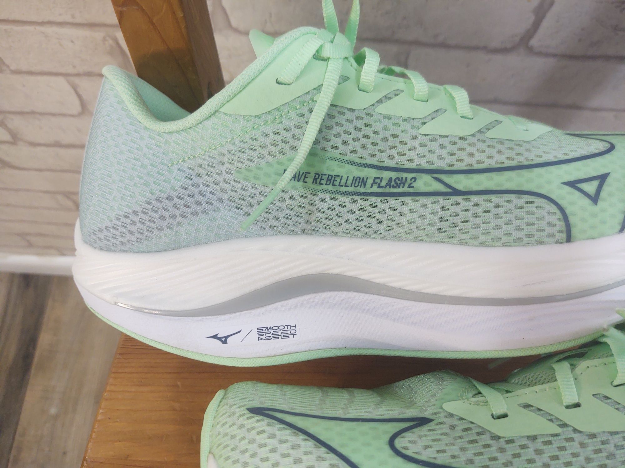 Mizuno Wave Rebellion Flash 2 rozmiar 44