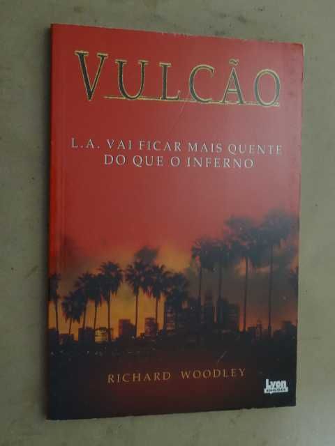 Vulcão de Richard Woodley