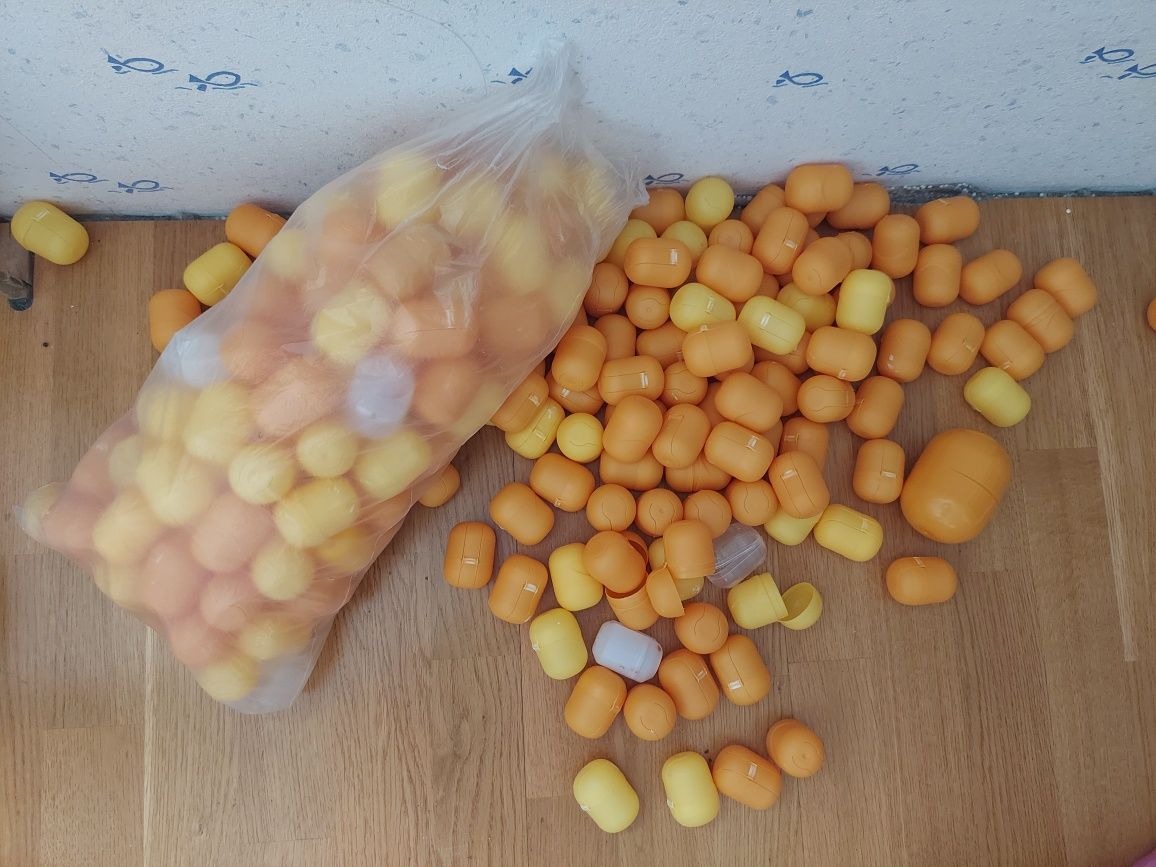 Продам капсули від кіндера