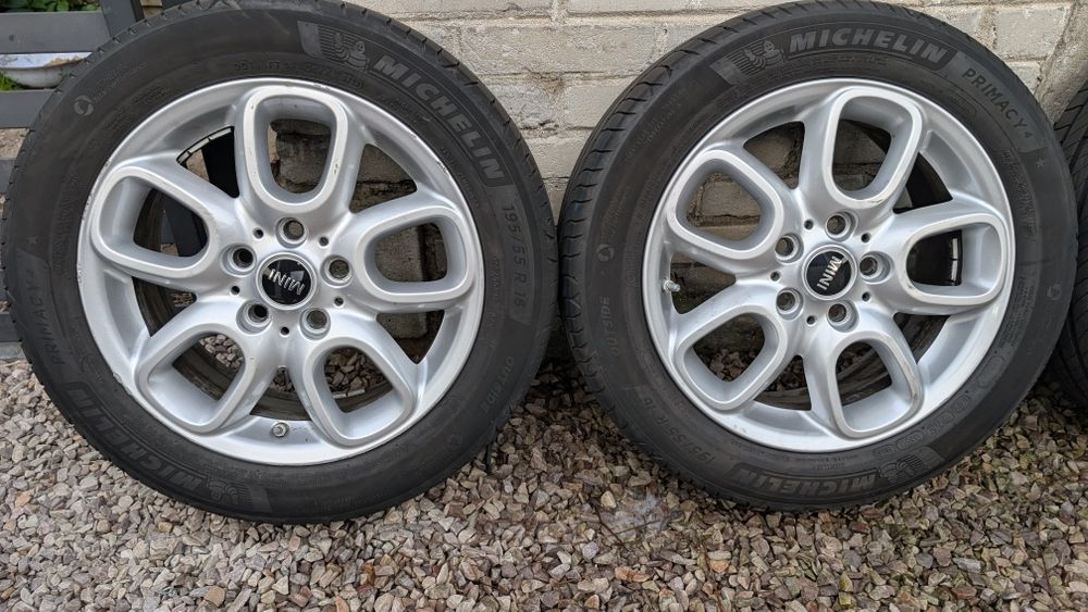 4x Koła Alu MINI Cooper 5x112 R16 6.5 J et 54 opony Michelin 2021 rok