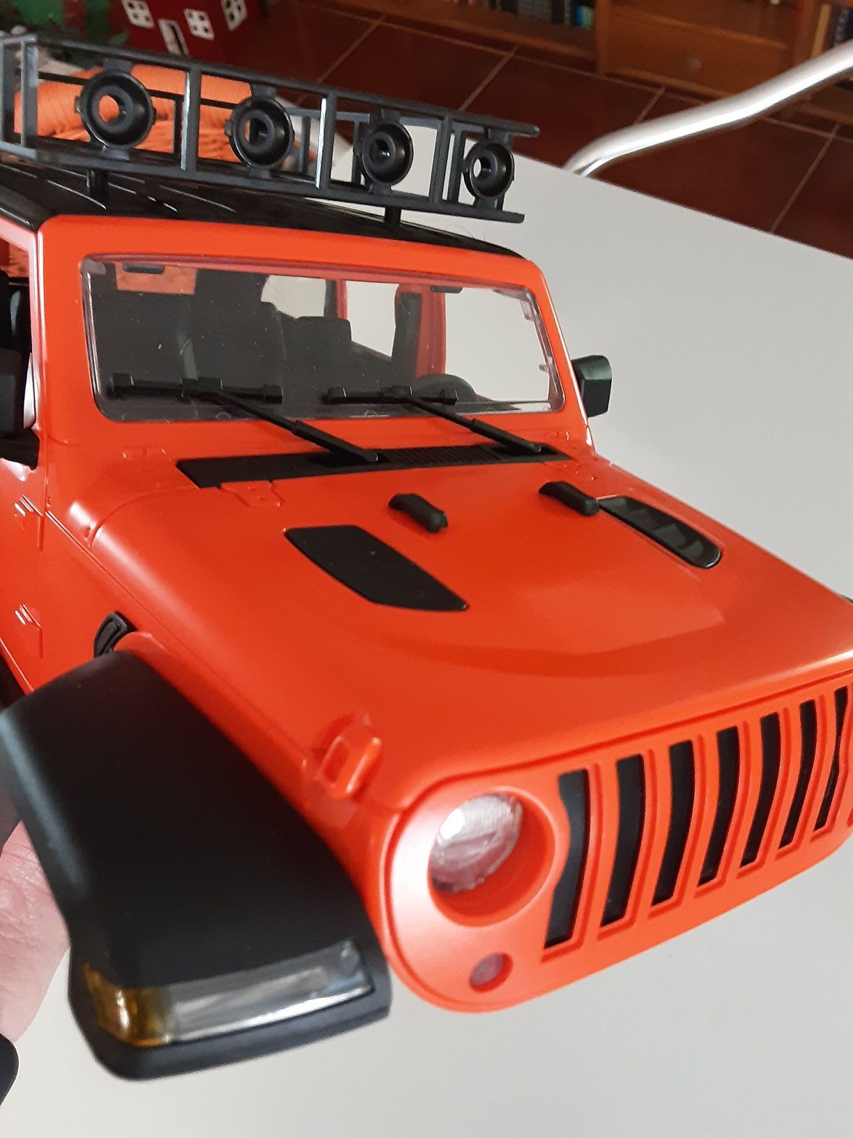 Crawler body novo MN128
