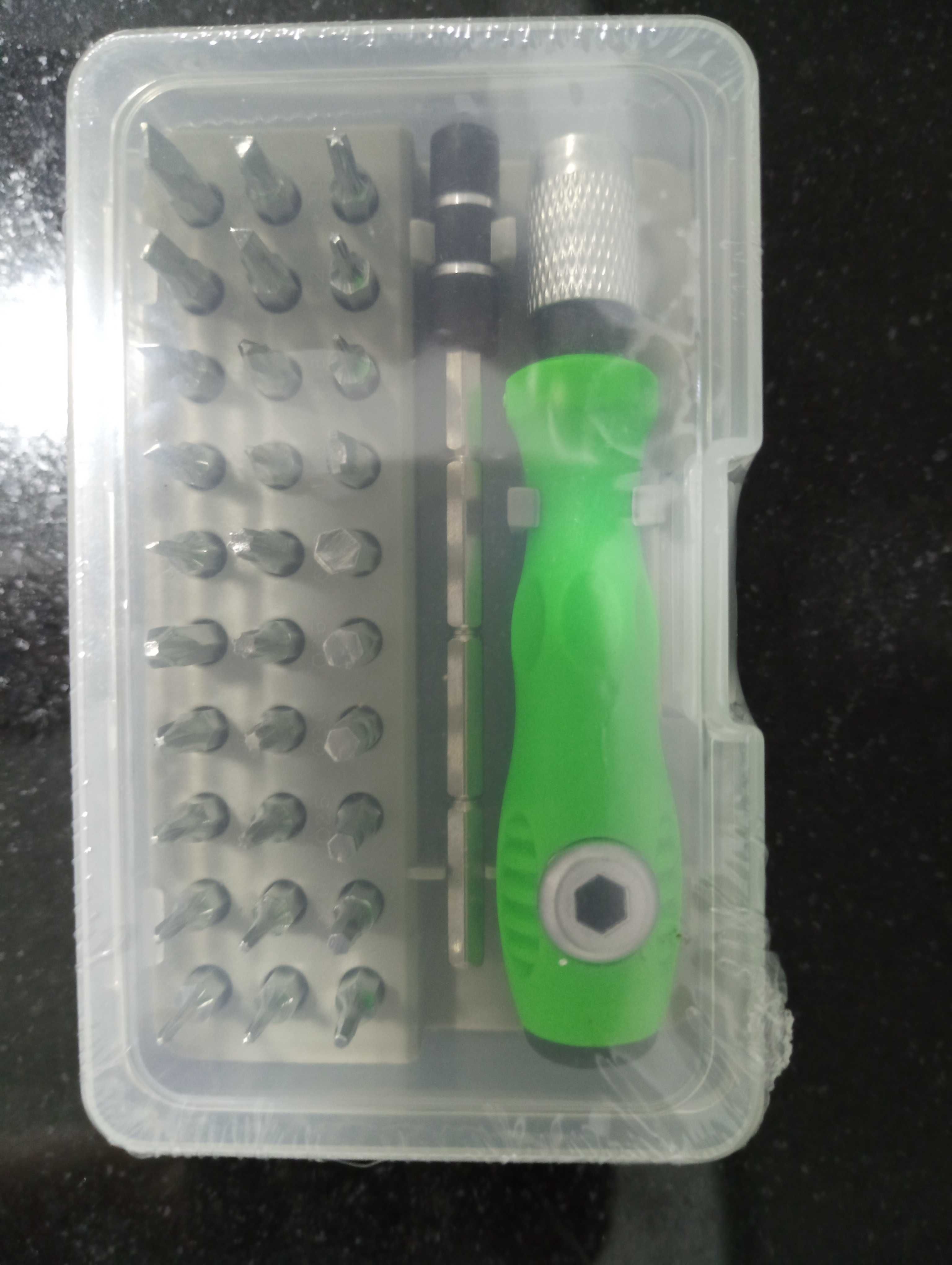 Ferramenta  nova com 32 pontas