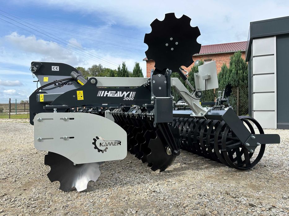 Brona talerzowa KAMER HEAVY 3000 talerzówka z regulacją rozstawu 3 m