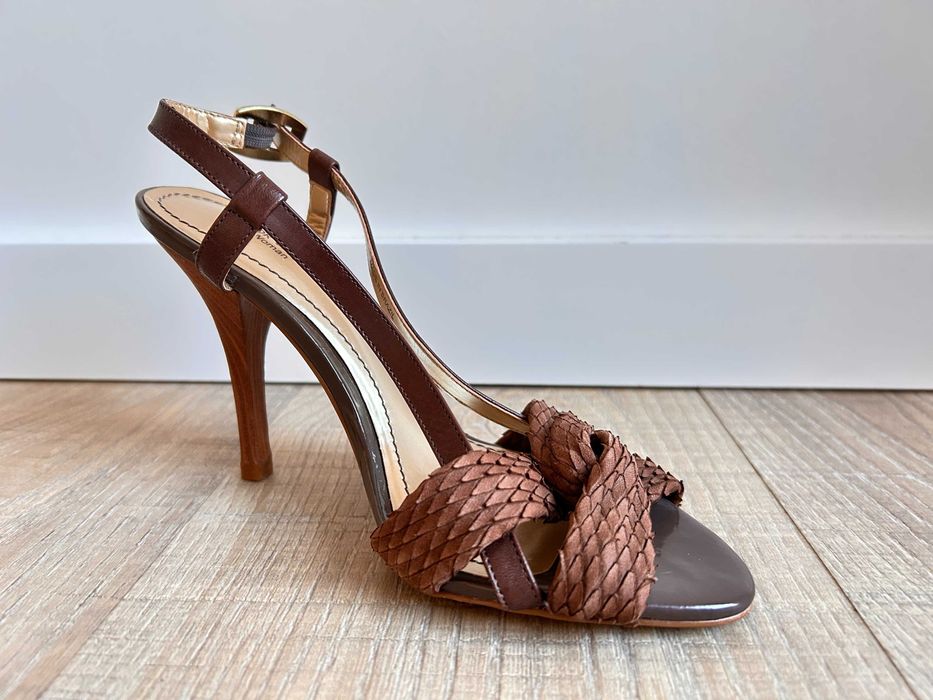 Sandálias em pele castanha Sacoor Brothers