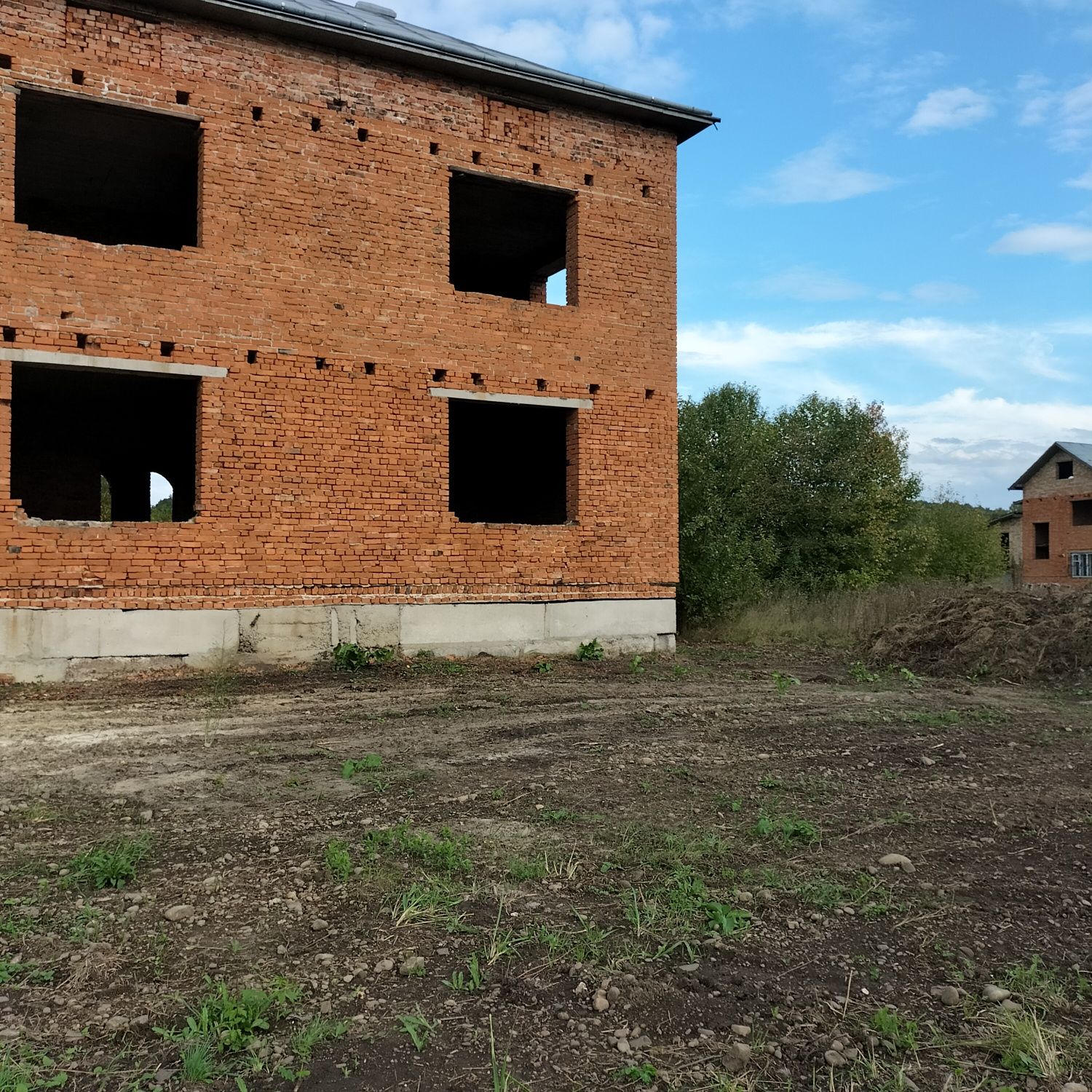 Продається Дача Ціна Помірна Є Фундамент на Гараж і Літню кухню