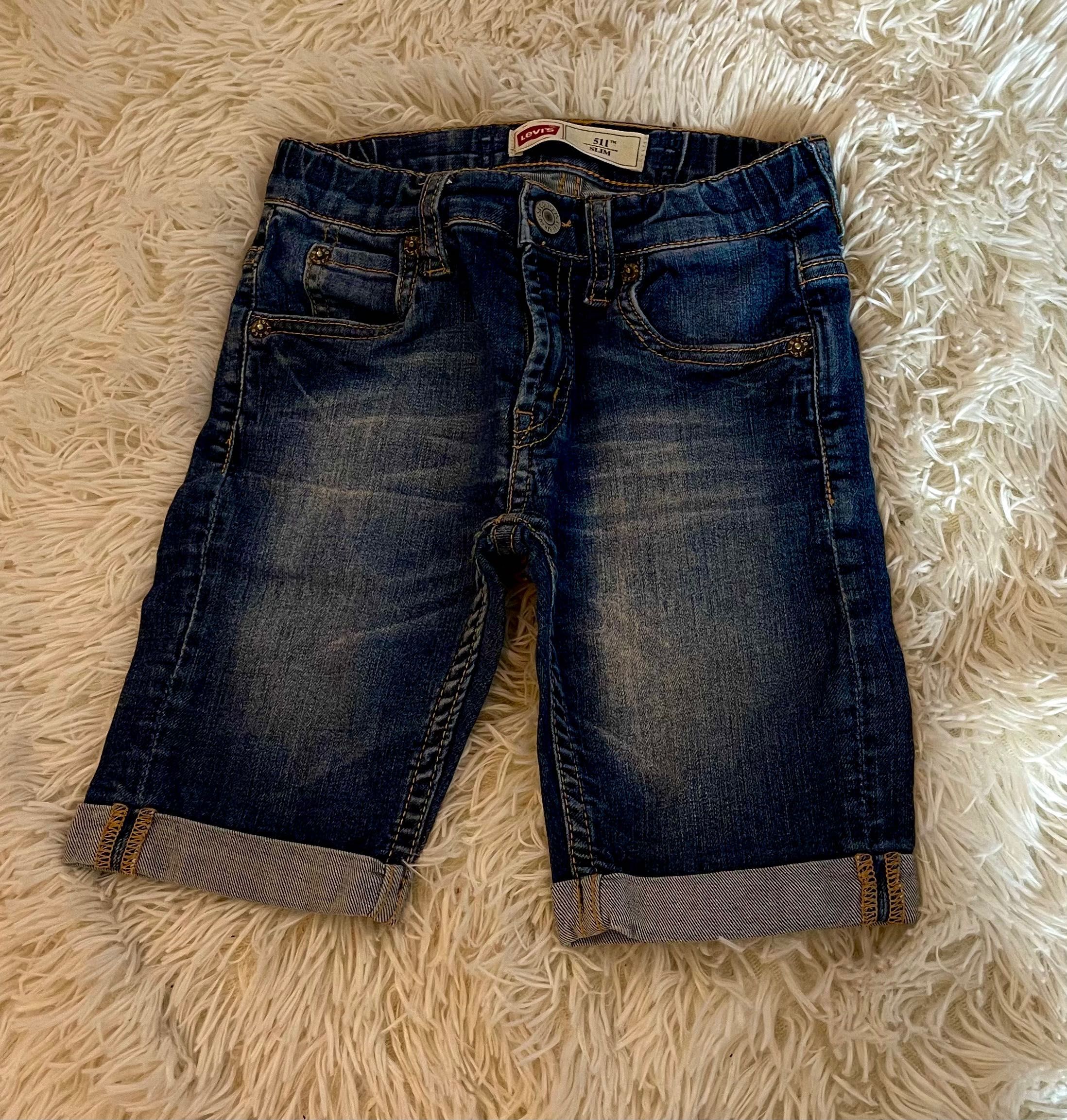 Calções de ganga Levis , Ralph Lauren e Calvin Klein.