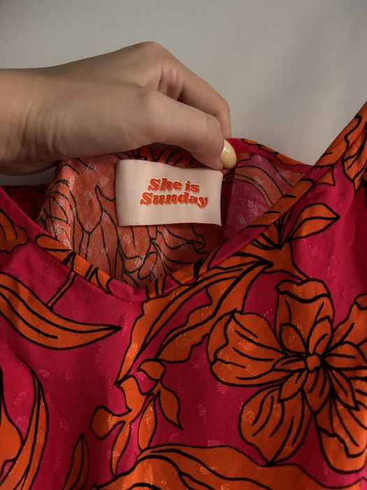 Dluga bieliźniana sukienka Baciami She is Sunday