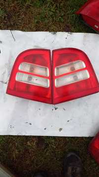 Lampa tylnia skoda oktawia